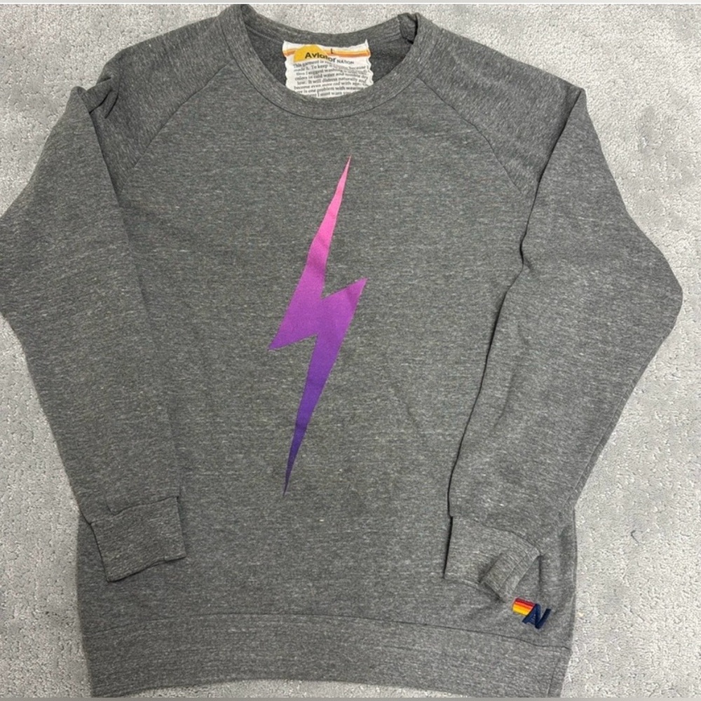 Aviator Nation Bolt Fade Crew
Sweatshirt in Heather Grey / Pink /Purple - Picture 2 of 5